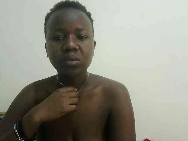 Blackdoll1 webcam