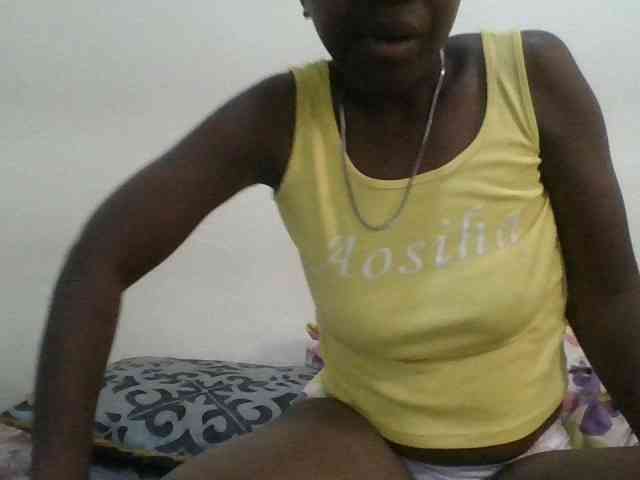 Blackdoll1 webcam