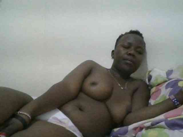 Blackdoll1 webcam