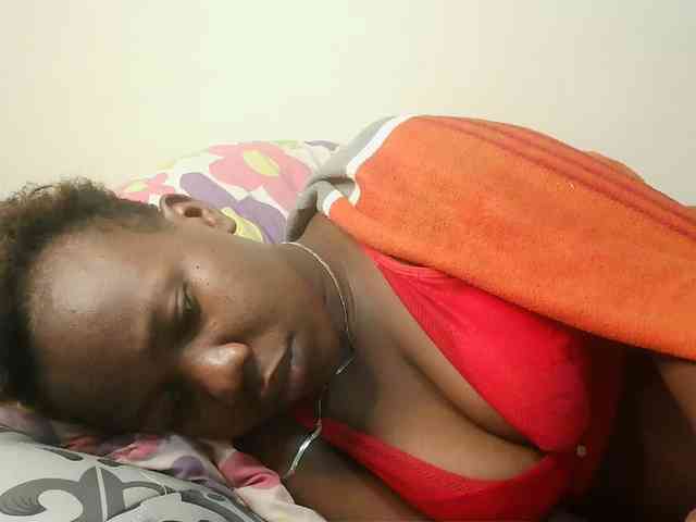 Blackdoll1 webcam