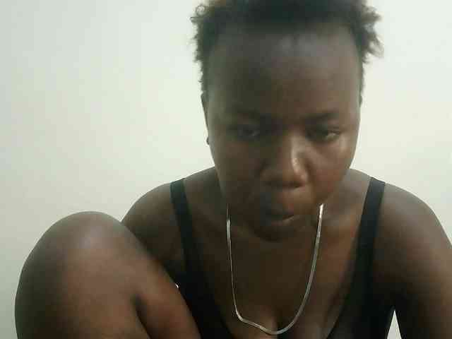 Blackdoll1 webcam