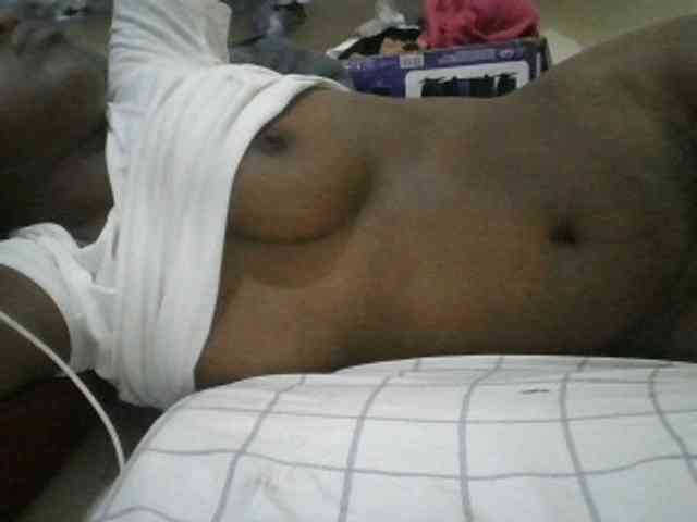 Blackdoll1 webcam