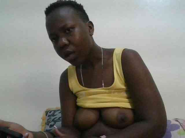 Blackdoll1 webcam