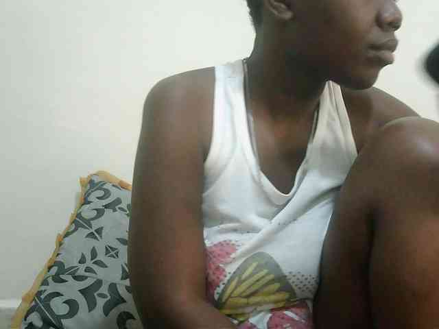 Blackdoll1 webcam