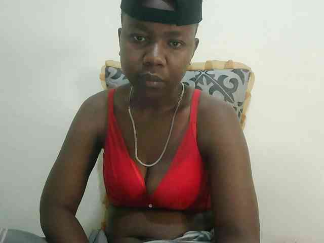 Blackdoll1 webcam