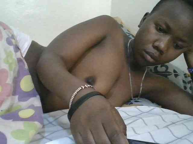 Blackdoll1 webcam