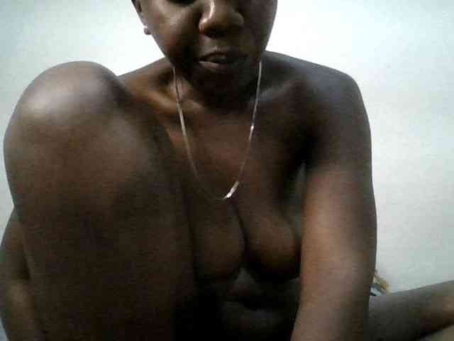 Blackdoll1 webcam