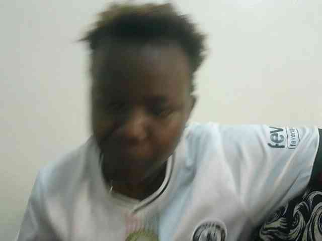 Blackdoll1 webcam