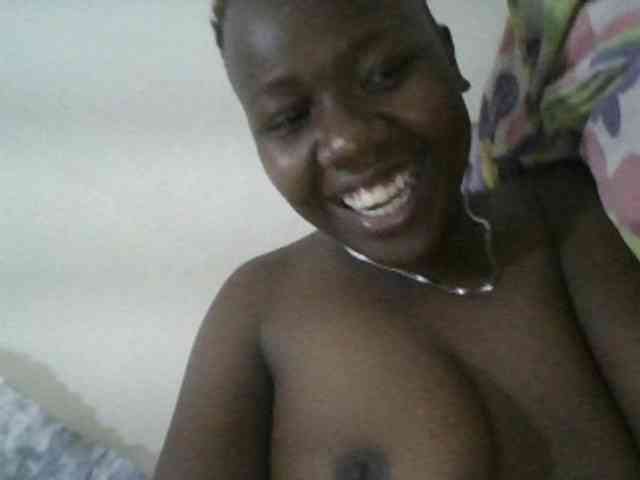 Blackdoll1 webcam