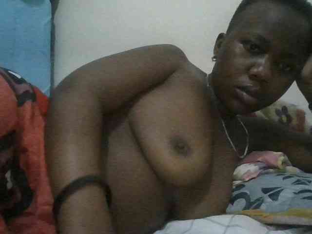 Blackdoll1 webcam