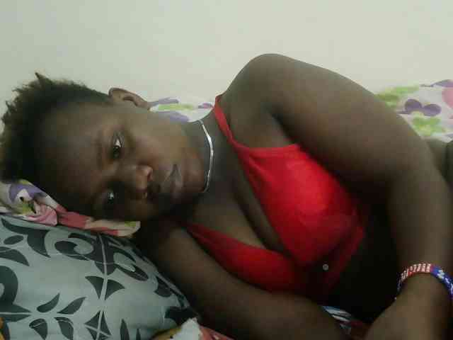 Blackdoll1 webcam