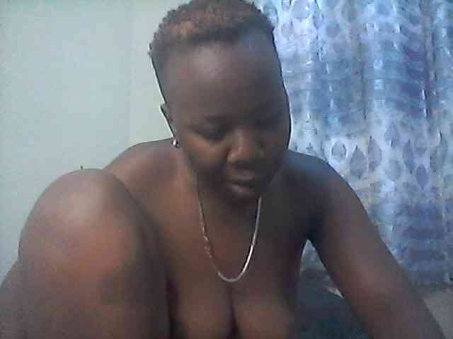 Blackdoll1 webcam