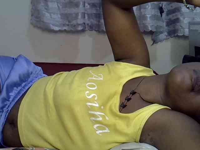 Blackdoll1 webcam
