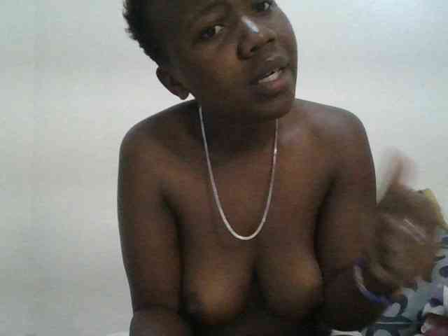 Blackdoll1 webcam