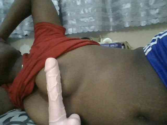 Blackdoll1 webcam