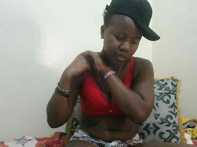 Blackdoll1 webcam