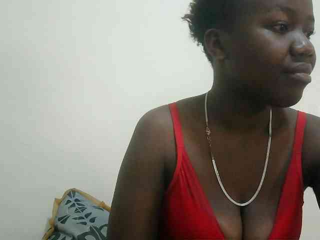 Blackdoll1 webcam
