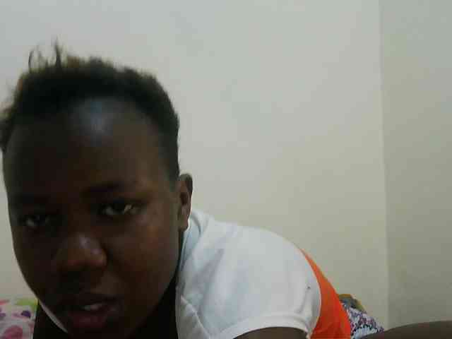 Blackdoll1 webcam