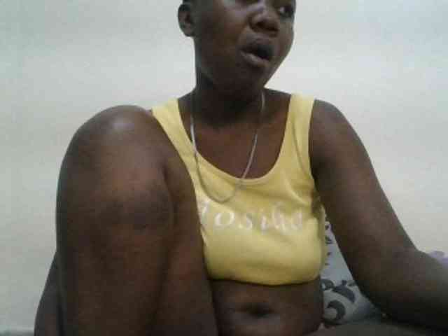Blackdoll1 webcam