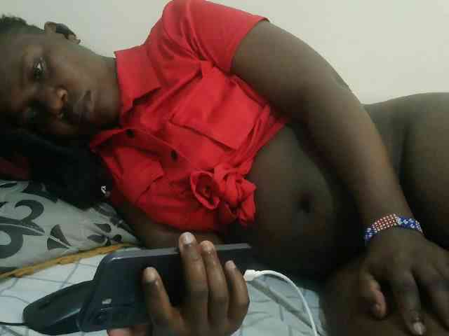 Blackdoll1 webcam