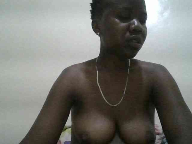 Blackdoll1 webcam