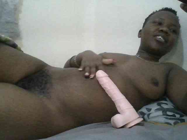 Blackdoll1 webcam