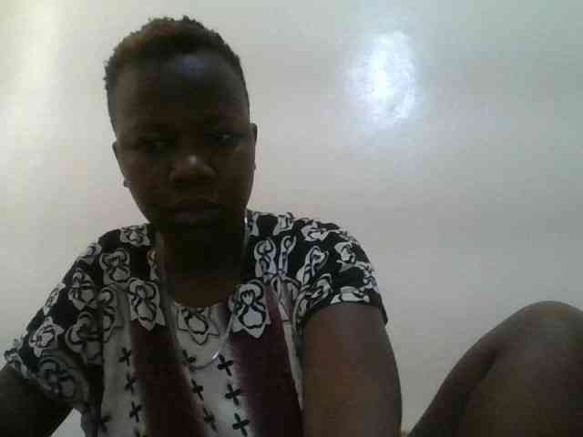 Blackdoll1 webcam