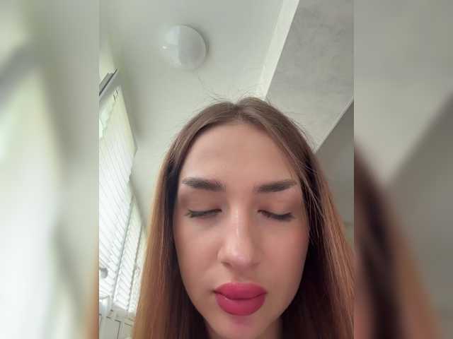 ViolettaScarlett live webcam show