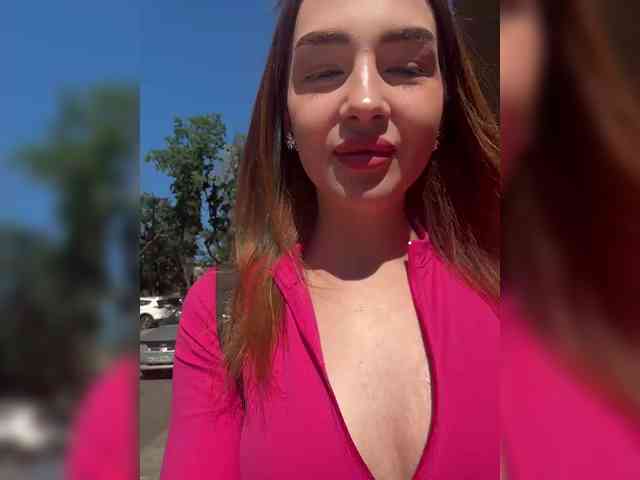 ViolettaScarlett webcam