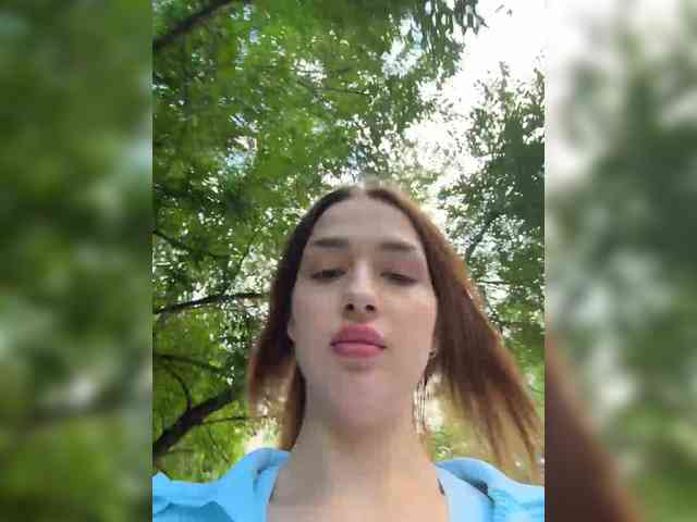 ViolettaScarlett webcam