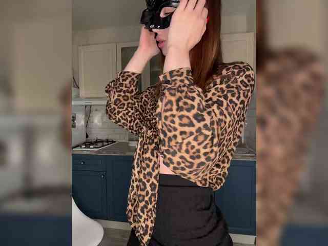 ViolettaScarlett webcam