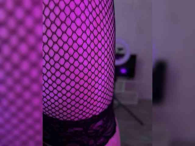 ViolettaScarlett webcam