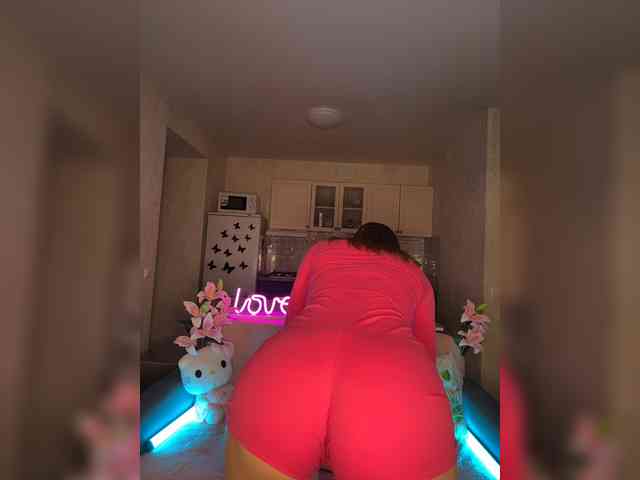 ViolettaScarlett webcam
