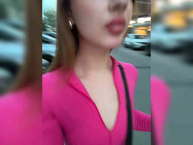 ViolettaScarlett webcam