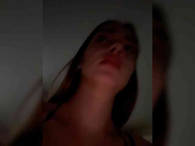 ViolettaScarlett webcam