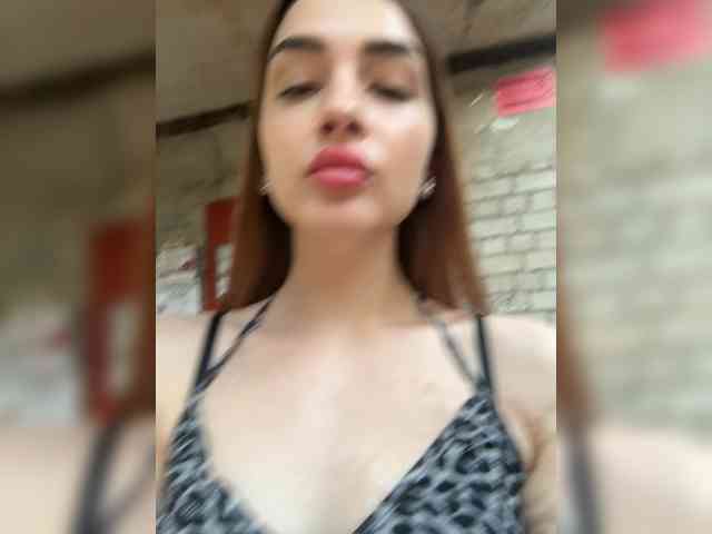 ViolettaScarlett webcam