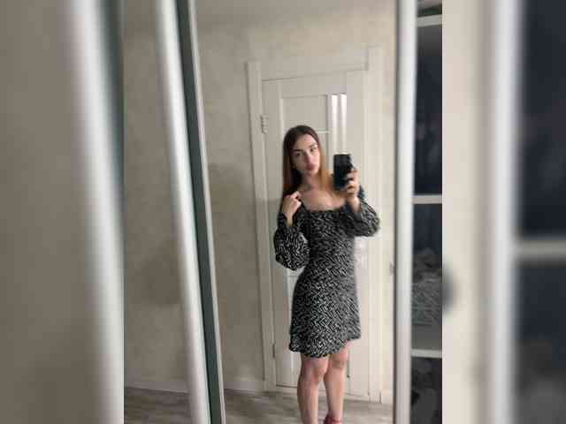 ViolettaScarlett webcam