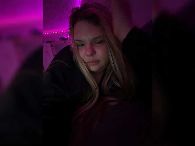 -Cally-cat- live cam on BongaCams