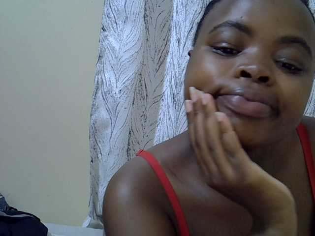 Ebonymonroe1 live cam on BongaCams