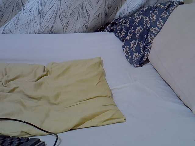 Ebonymonroe1 live cam on BongaCams