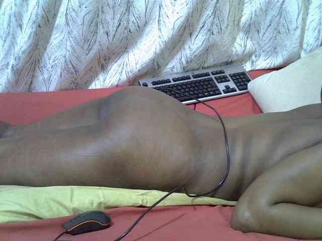 Ebonymonroe1 Live Webcam on BongaCams