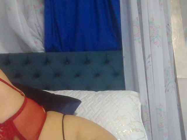 milf-yeis webcam