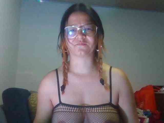 milf-yeis webcam