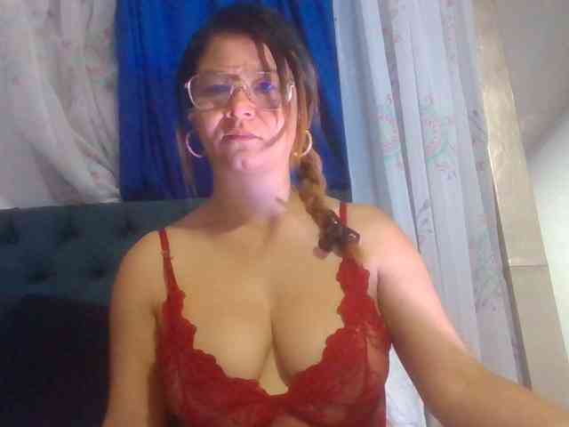 milf-yeis