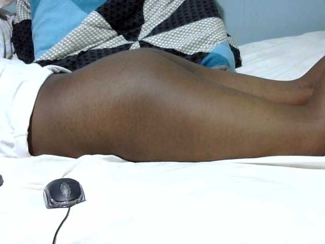 Prettydomina live cam on BongaCams