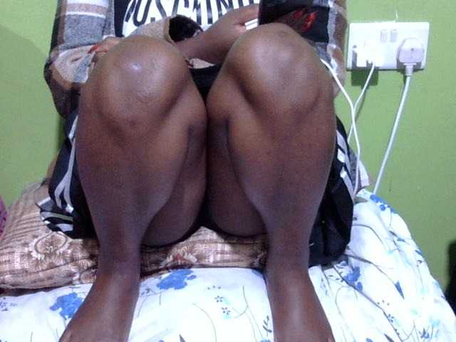 Prettydomina live cam on BongaCams