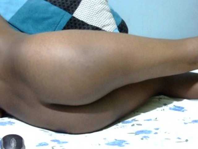 Prettydomina live cam on BongaCams