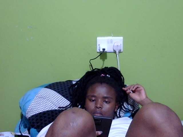Prettydomina live cam on BongaCams