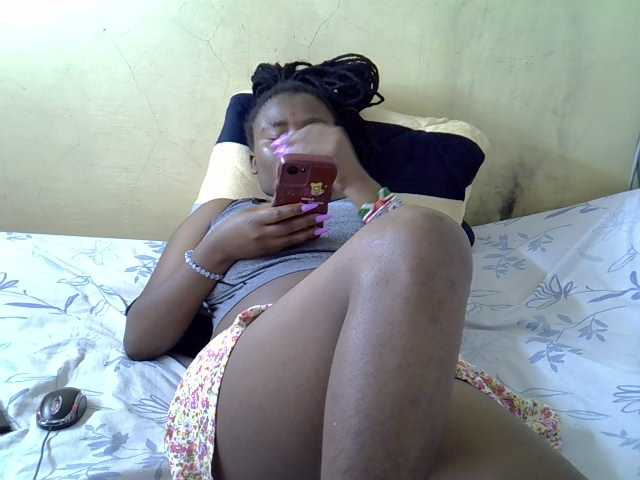 Prettydomina live cam on BongaCams