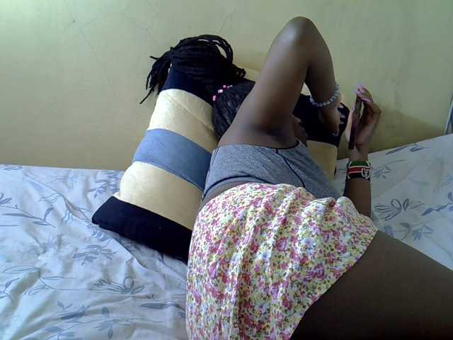 Prettydomina live cam on BongaCams